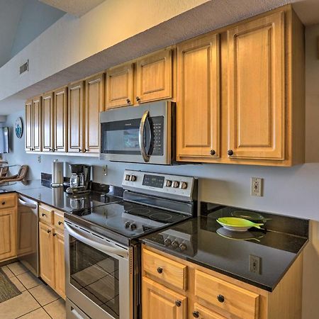 Resort-Style Condo With Lake-View Balcony! Put-in-Bay Exterior photo