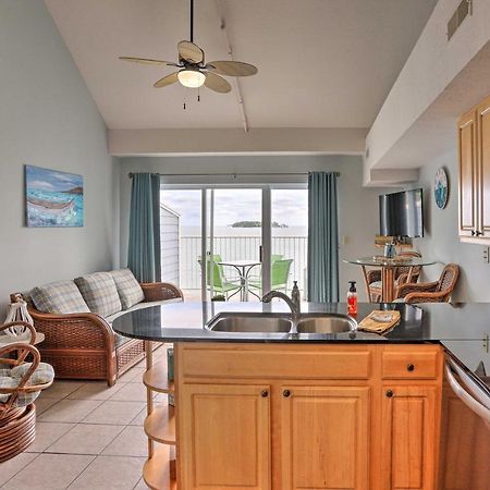 Resort-Style Condo With Lake-View Balcony! Put-in-Bay Exterior photo