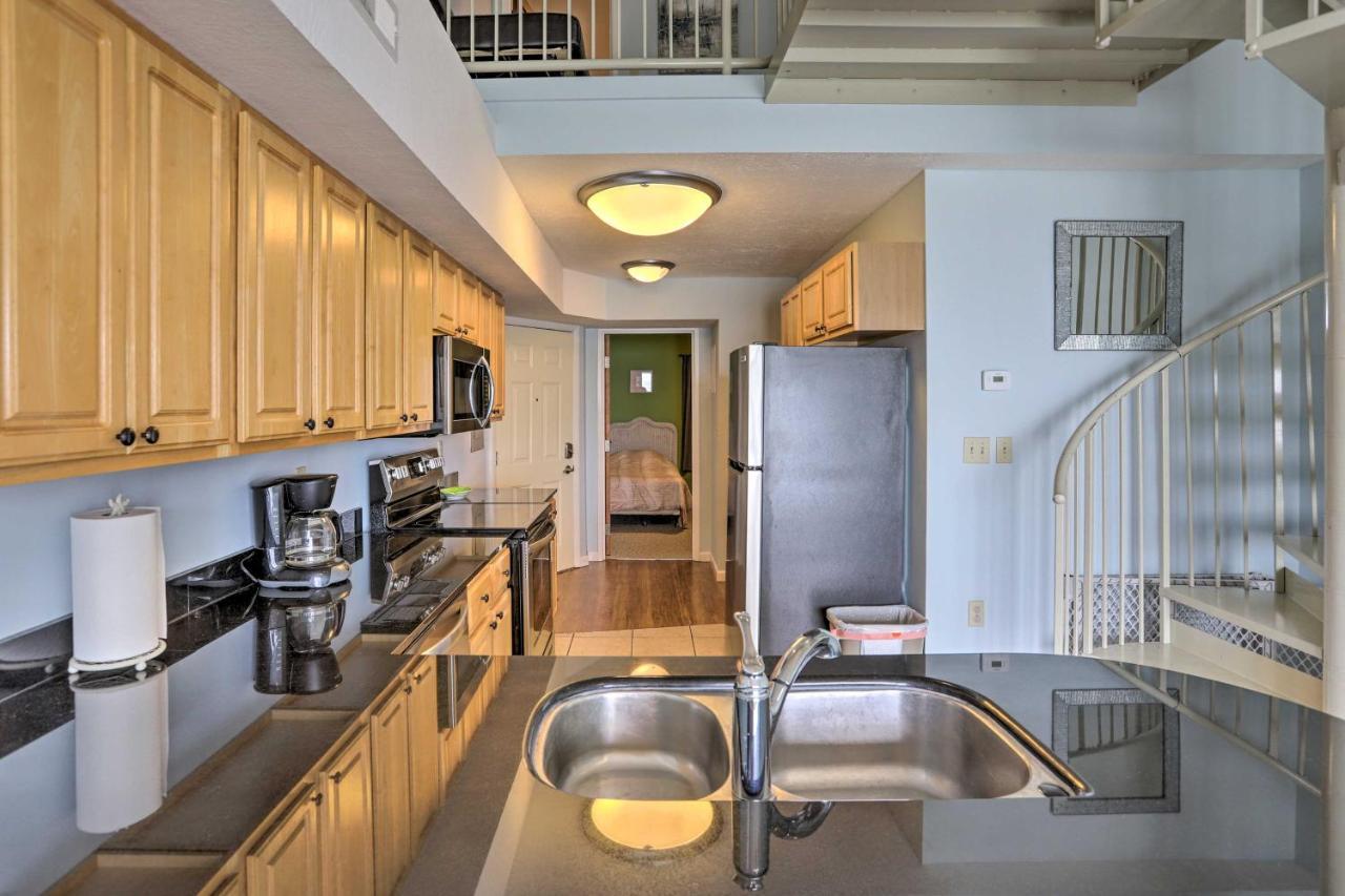 Resort-Style Condo With Lake-View Balcony! Put-in-Bay Exterior photo
