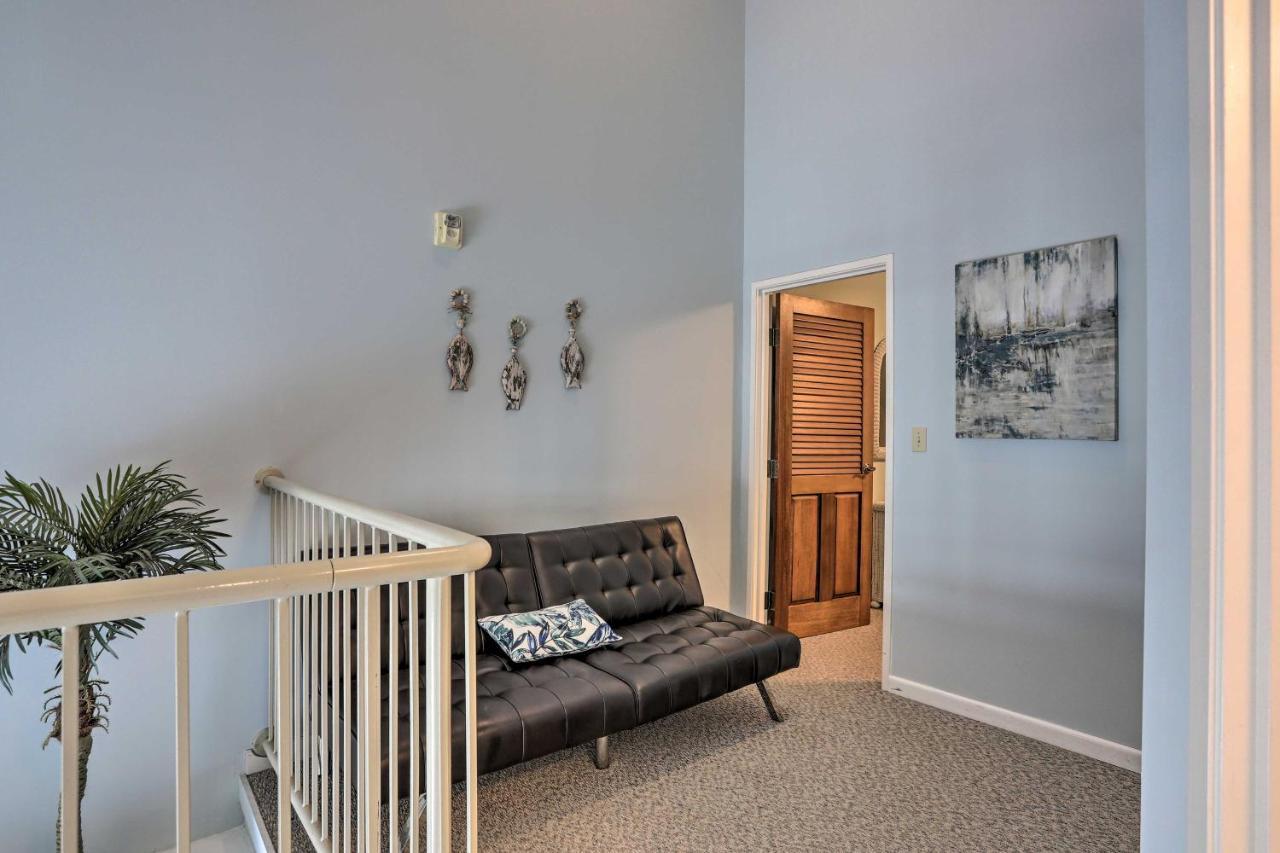 Resort-Style Condo With Lake-View Balcony! Put-in-Bay Exterior photo